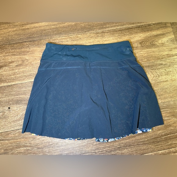 Sweaty Betty Womens Navy Skirt Skort Size Small Athletic Built in Colorful Short - Picture 8 of 12